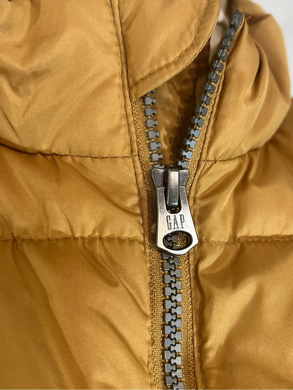 GAP(2)Big Kids Mustard Quilted Puffer Vest -Size:Size: L & XL